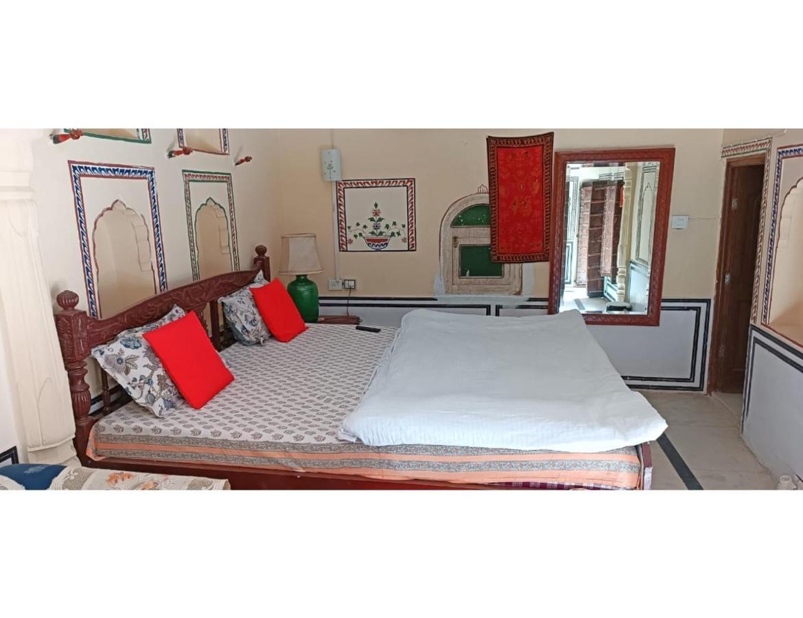 Singhasan Haveli, Mandawa 아파트 외부 사진