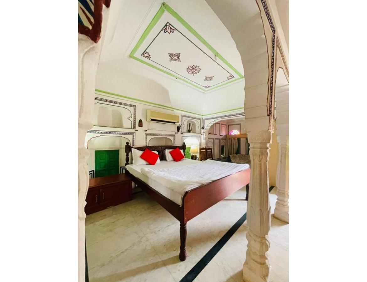 Singhasan Haveli, Mandawa 아파트 외부 사진